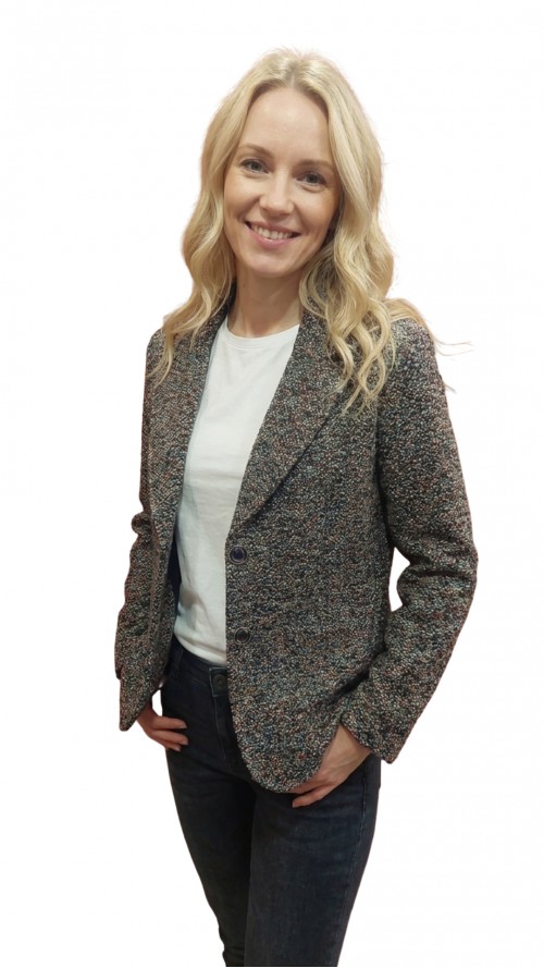 Kinga blézer szövet hosszított cirmos